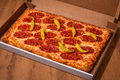 Party Pizza Diavola ca. 30x40cm