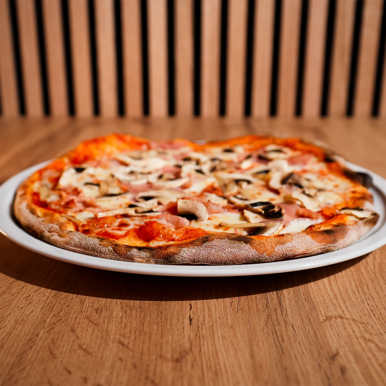 Pizza Prosciutto & Funghi