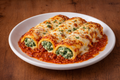 Hausgemachte Cannelloni Ricotta und Spinat